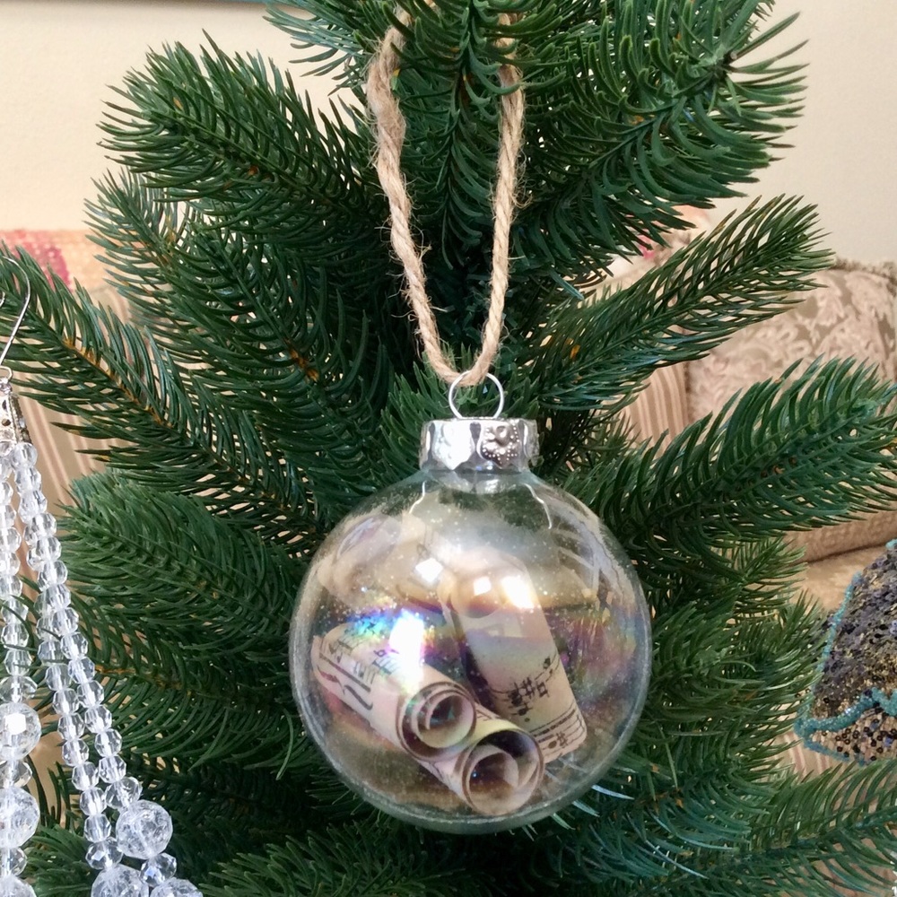 Christmas Ornament with music note scrolls